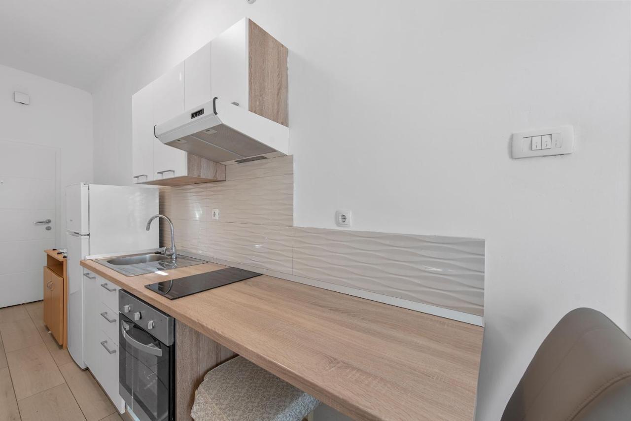 Little Flower City Studio 5 - Rijeka Rent Apartment Exterior photo