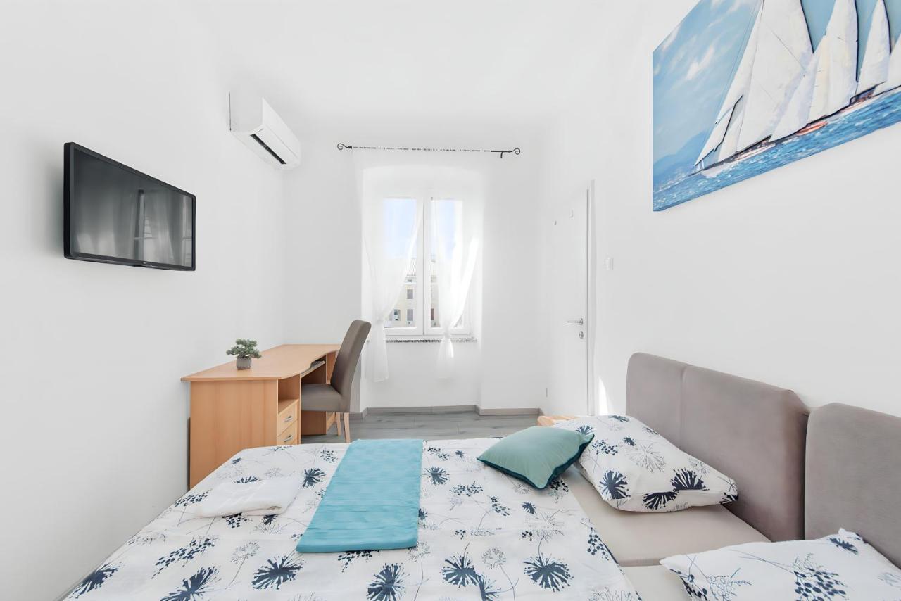 Little Flower City Studio 5 - Rijeka Rent Apartment Exterior photo